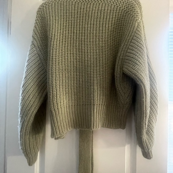 Zara wrap around sweater - Picture 4 of 4